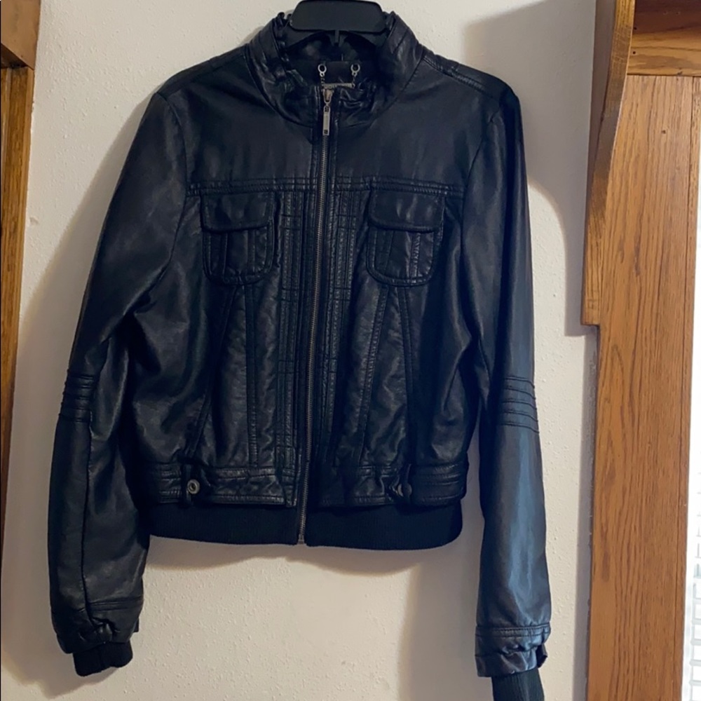 🎈Black faux leather Jacket